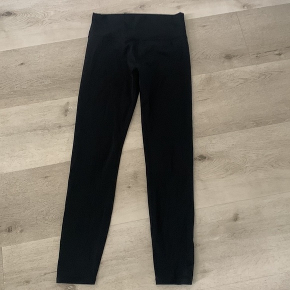 Zyia Active Black Brilliant Hi-rise Legging 28"‎ | size 12 solid black logo - Picture 6 of 13
